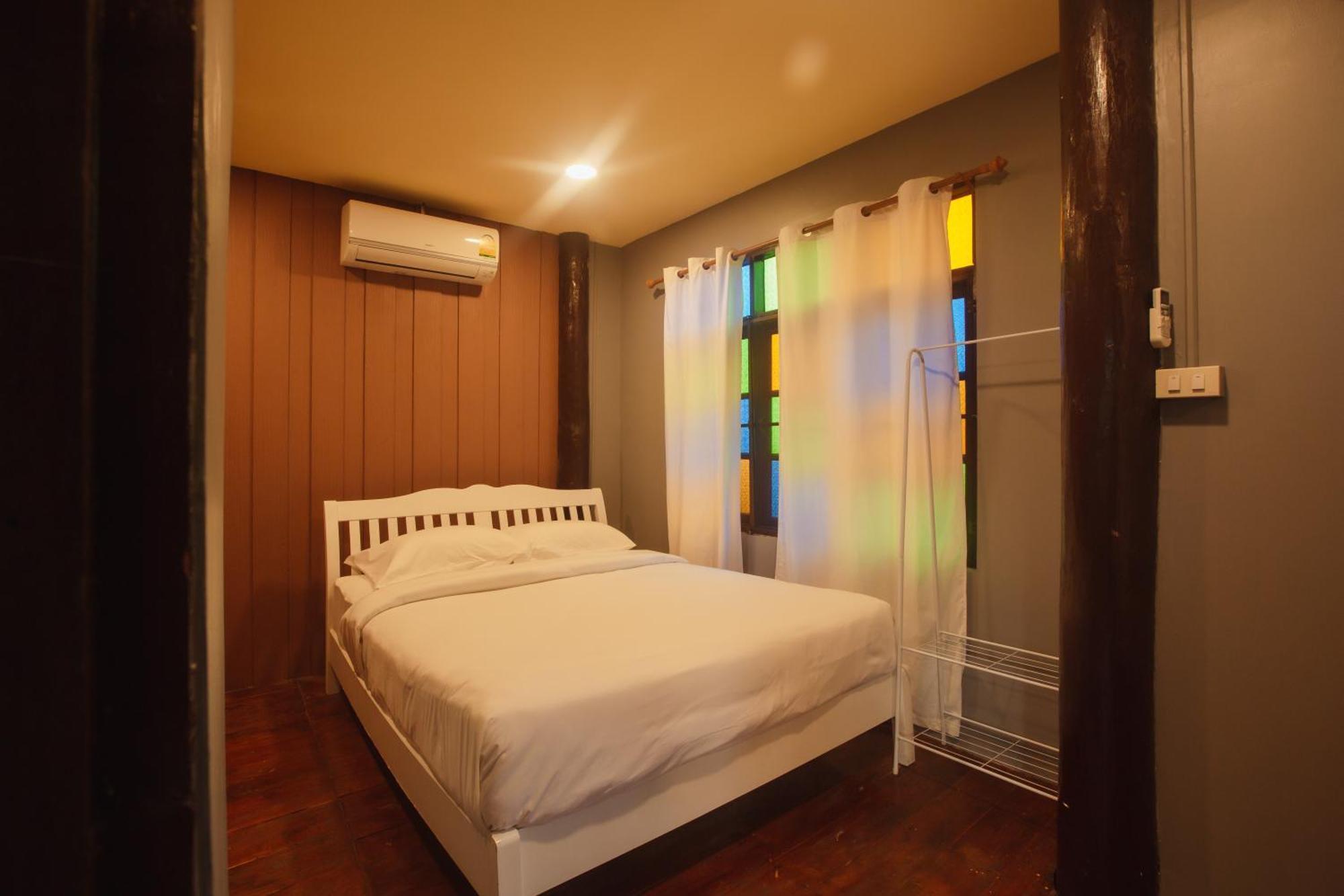 Agga Cnx Hostel Chiang Mai Exterior foto