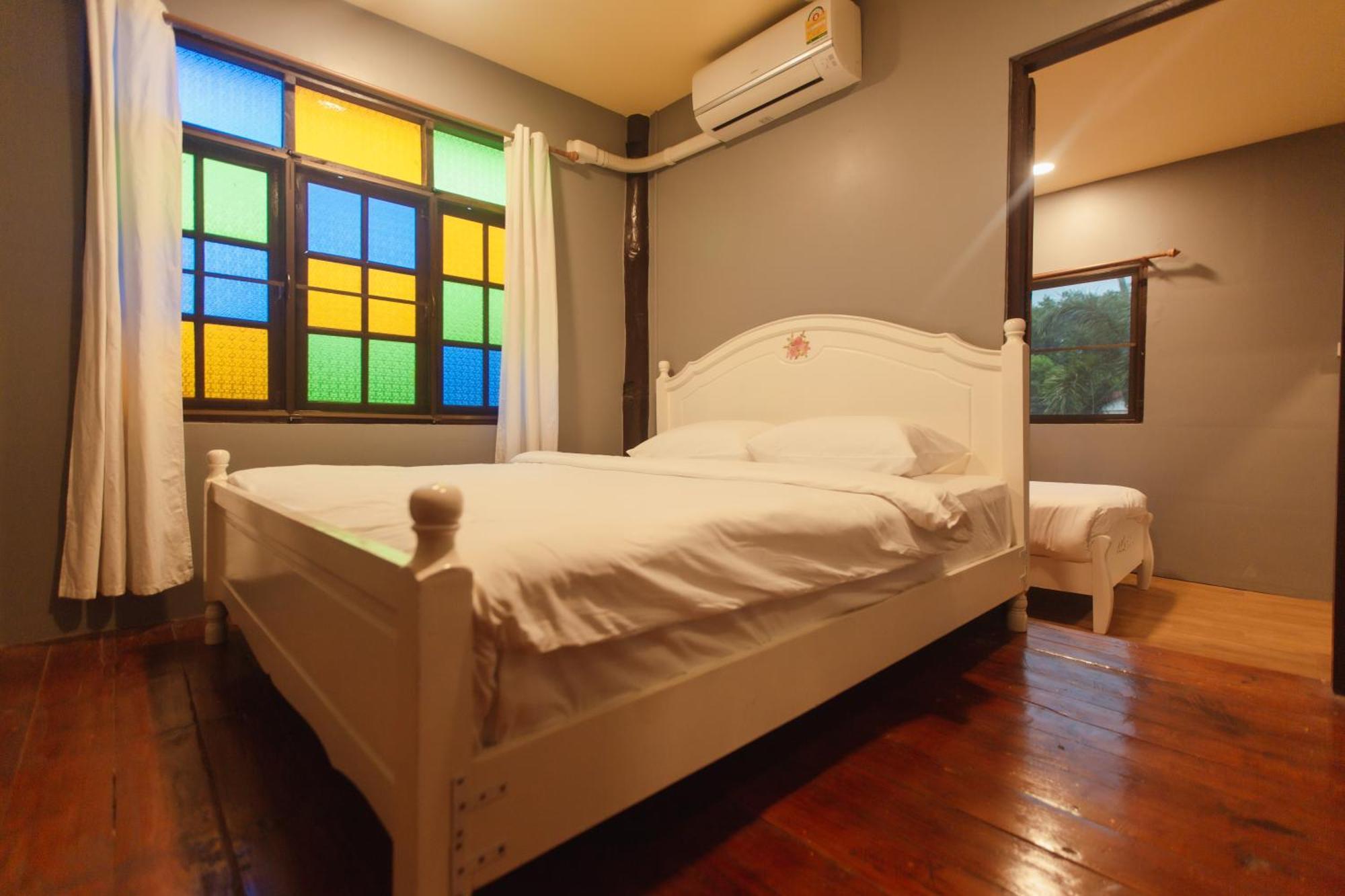 Agga Cnx Hostel Chiang Mai Exterior foto