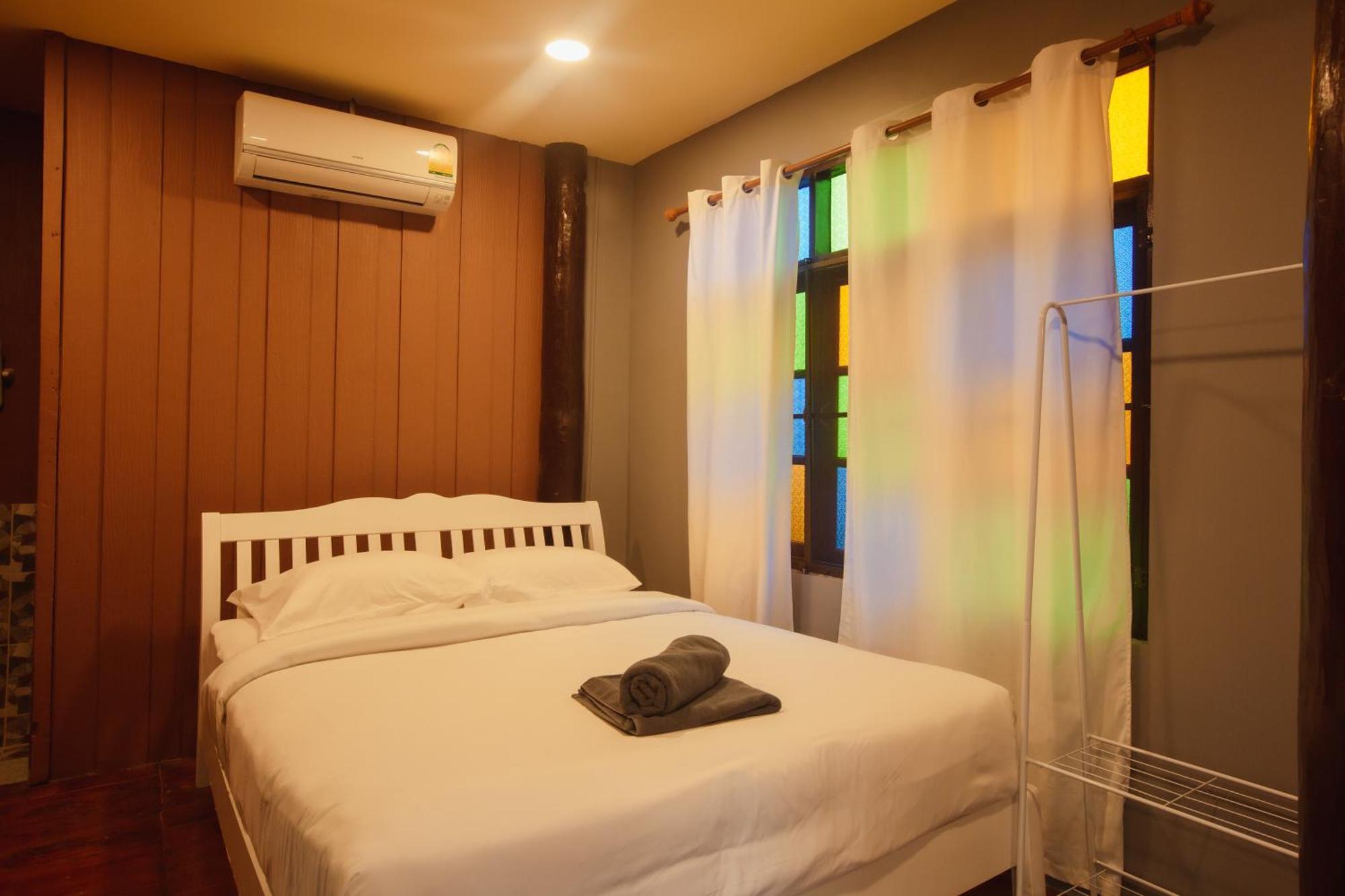 Agga Cnx Hostel Chiang Mai Exterior foto